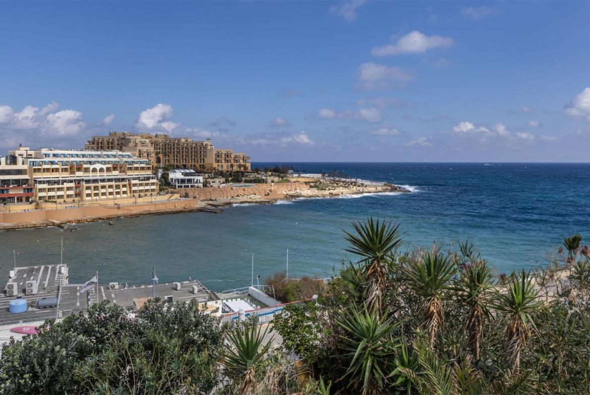 Deluxe Seaview * St. Julian's